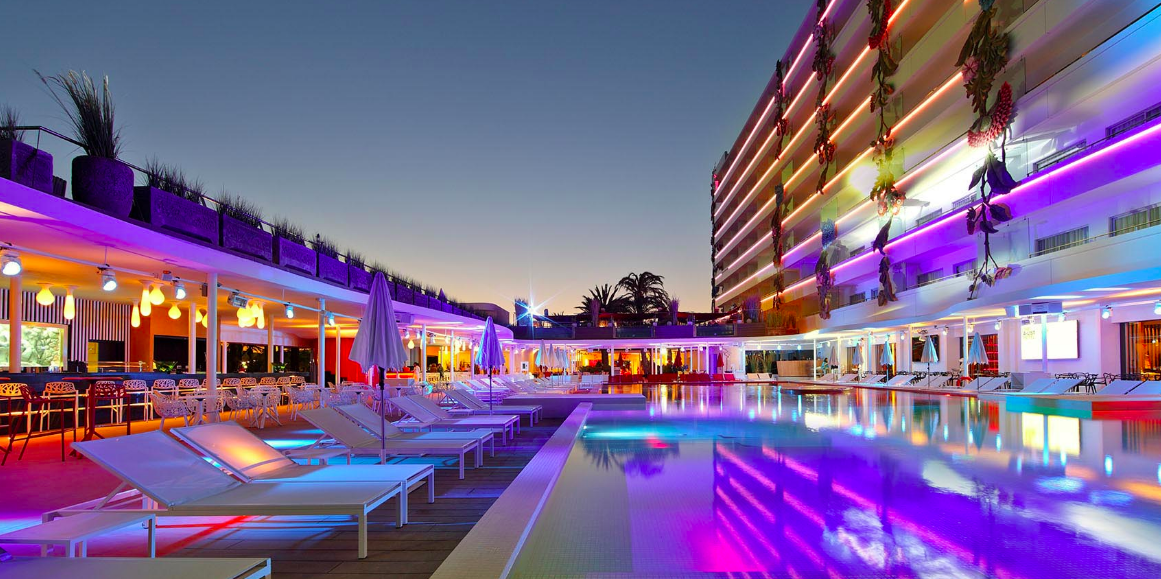 The Tower Pool at Ushuaia, Ibiza,&nbsp;where we did drinking