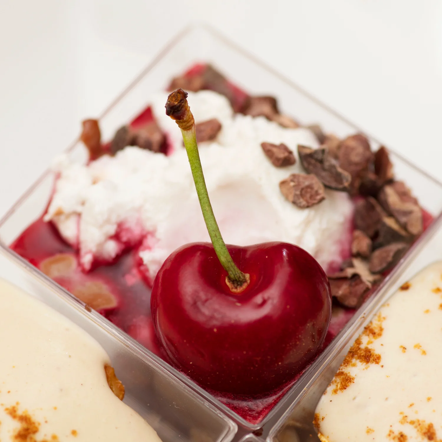 Cherry and coconut cream pud/Photo: Susie Lowe