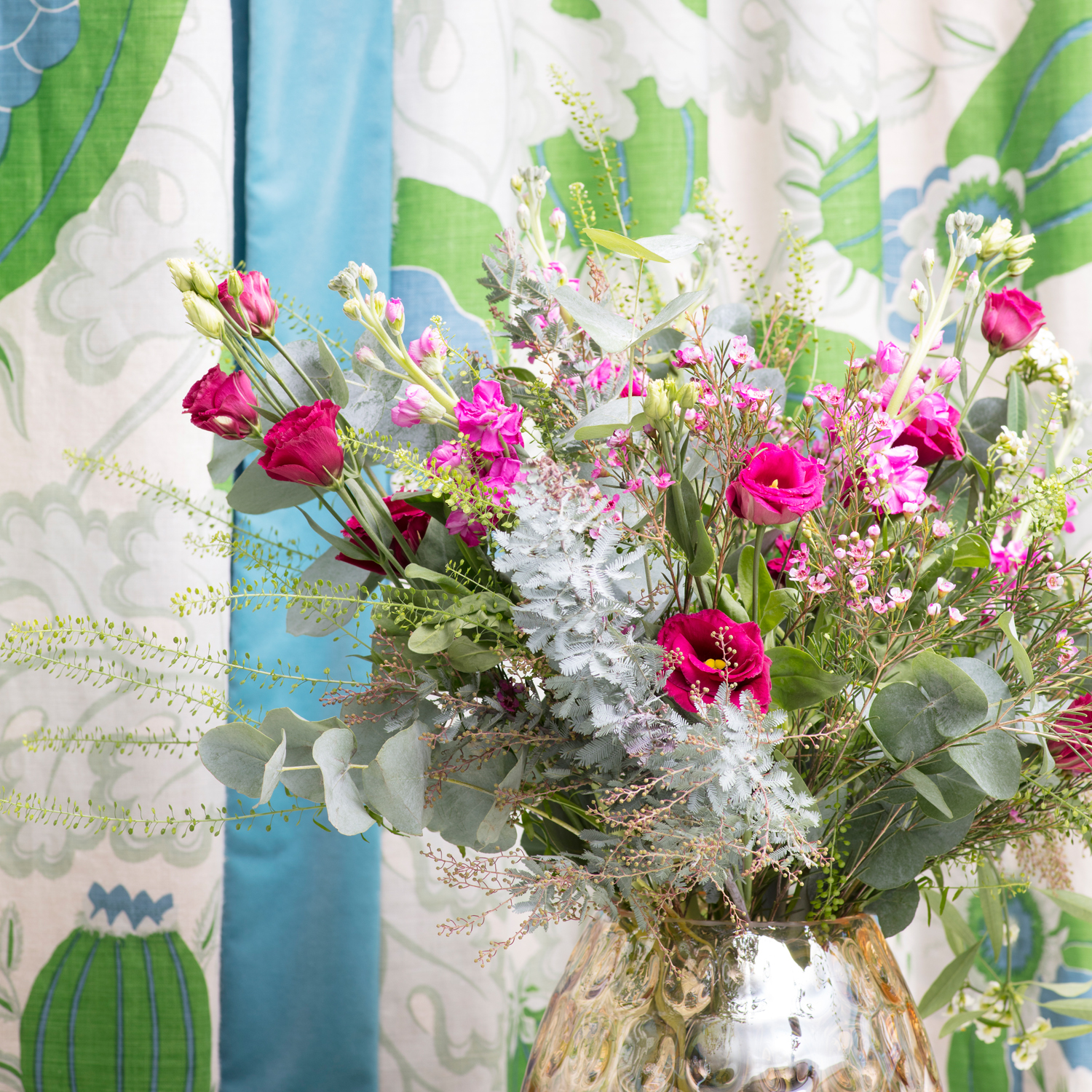 An arrangement in The Pink House den/Photo: Susie Lowe