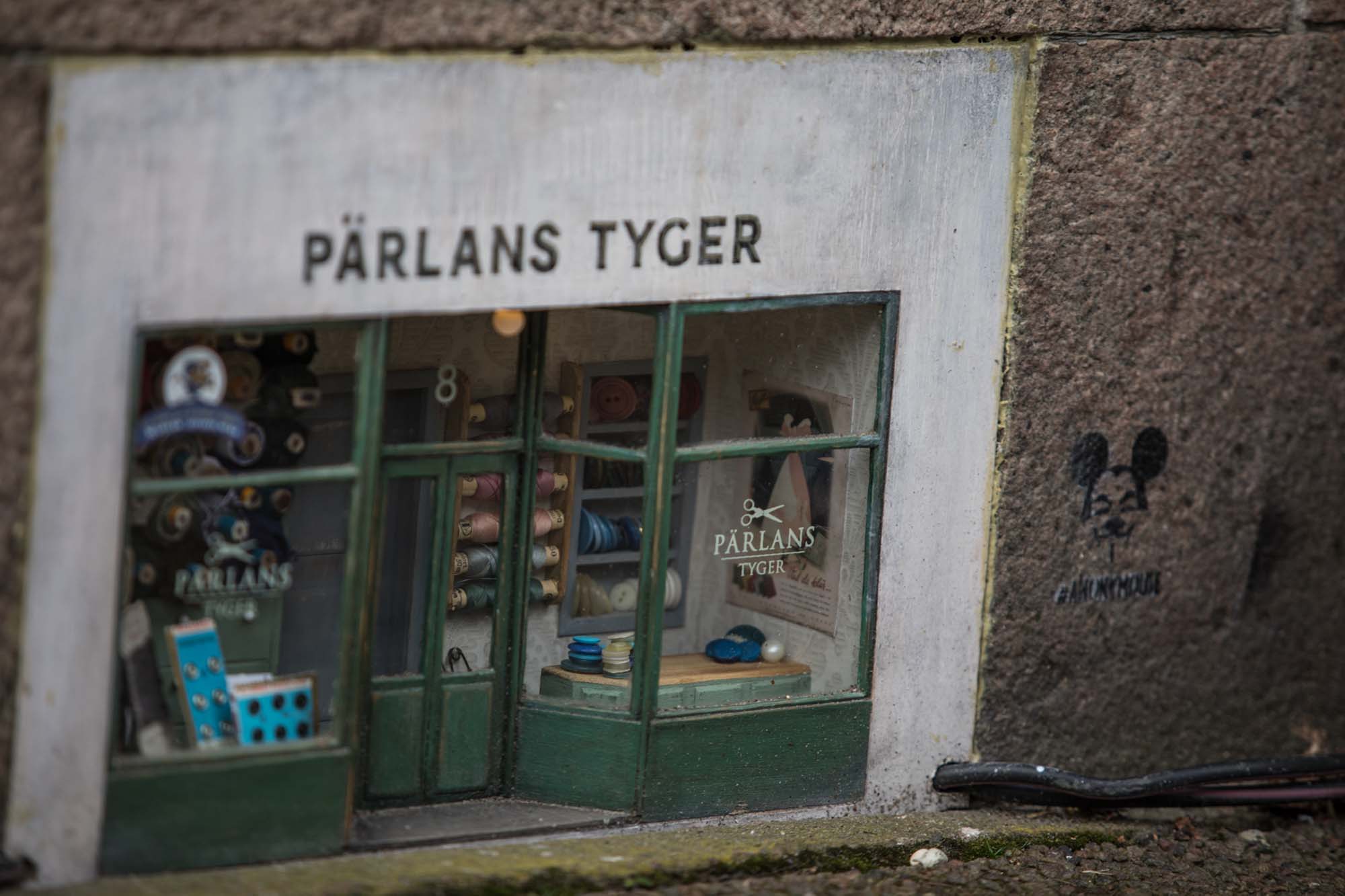 Miniature shop Parlans Tyger street art in Boras, Sweden