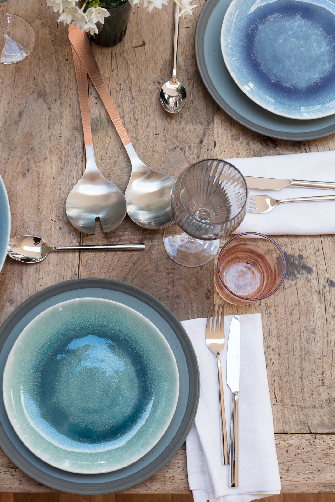 Marks & Spencer SS18 blue crockery and pastel wine glasses