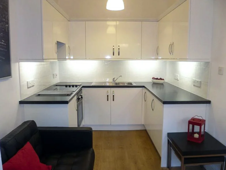 Kitchen fitter, Kitchen Installer, and advice on kitchen design in Exeter.