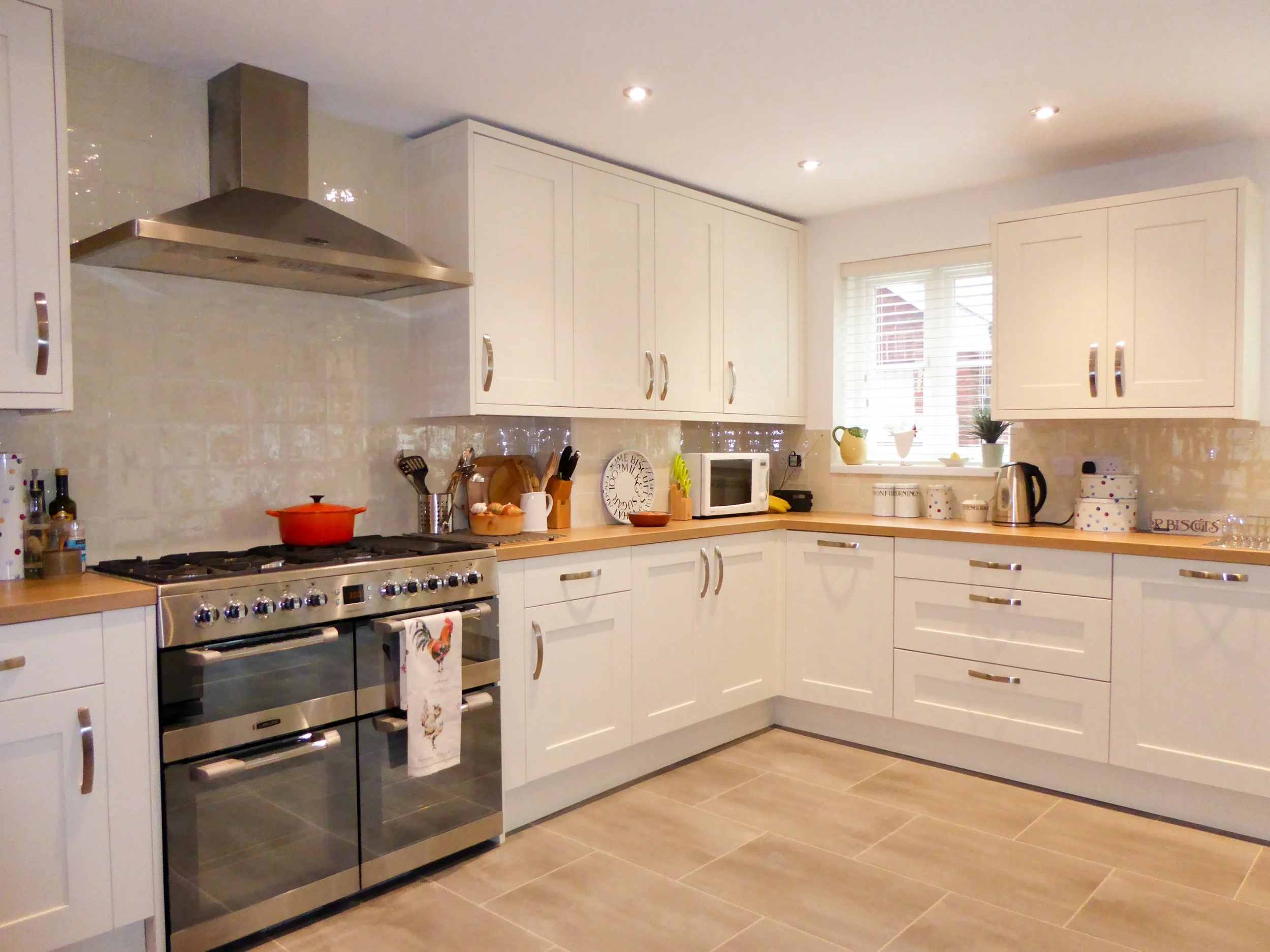 Kitchen fitting, and advice on kitchen design in Exeter.