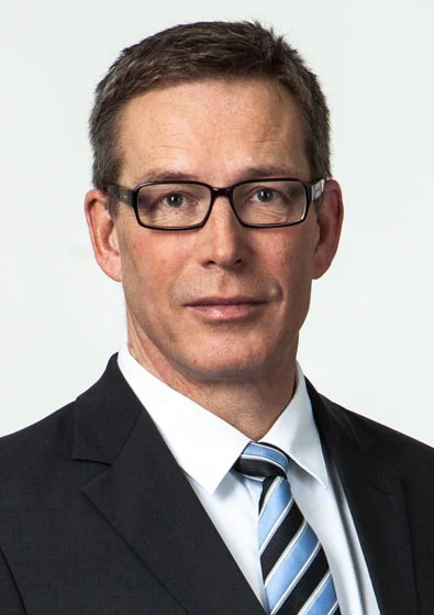 bernhard_scholz_portrait.jpg