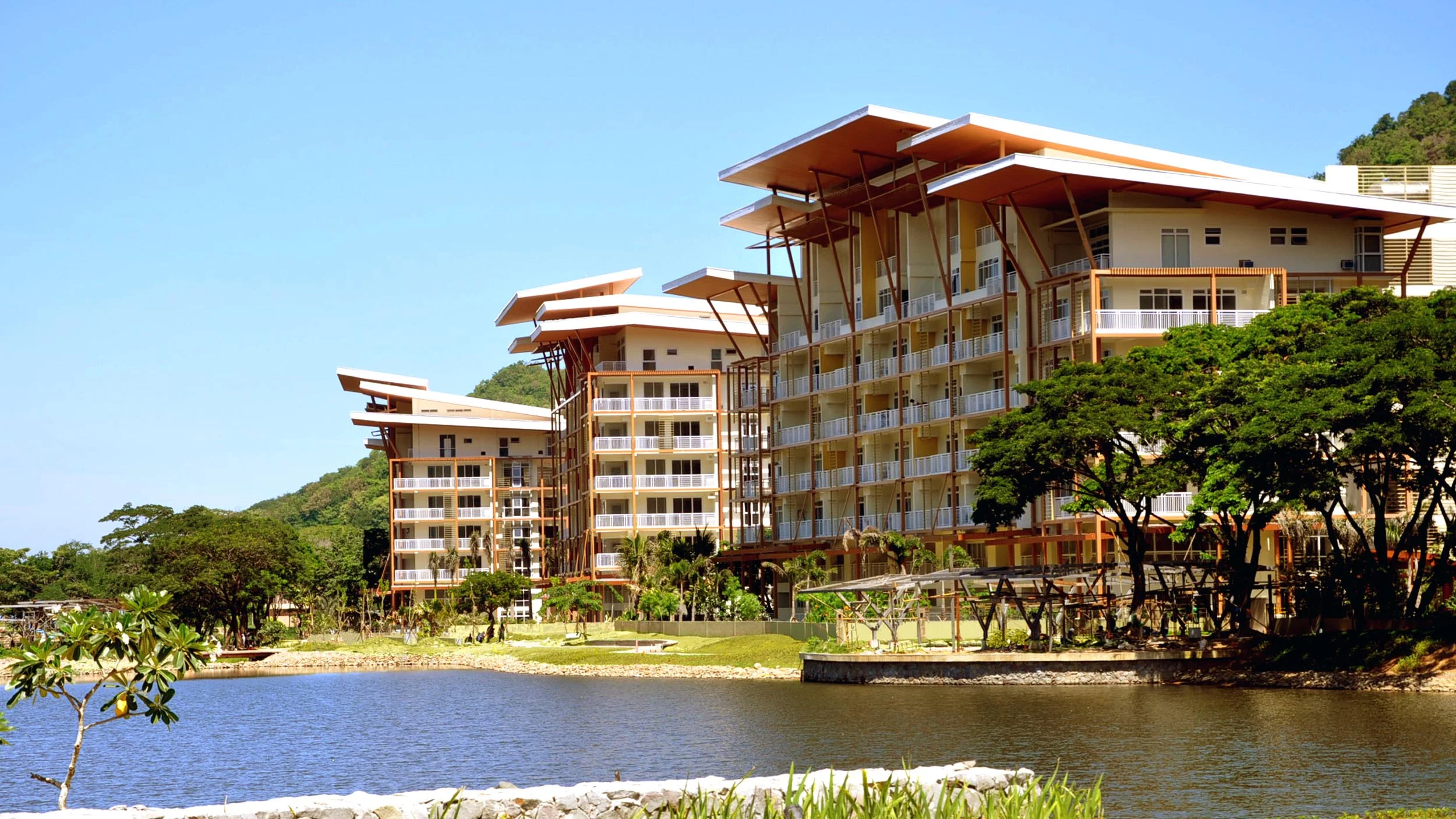CADIZ-HAMILO-COAST-CONDOS-04.jpg