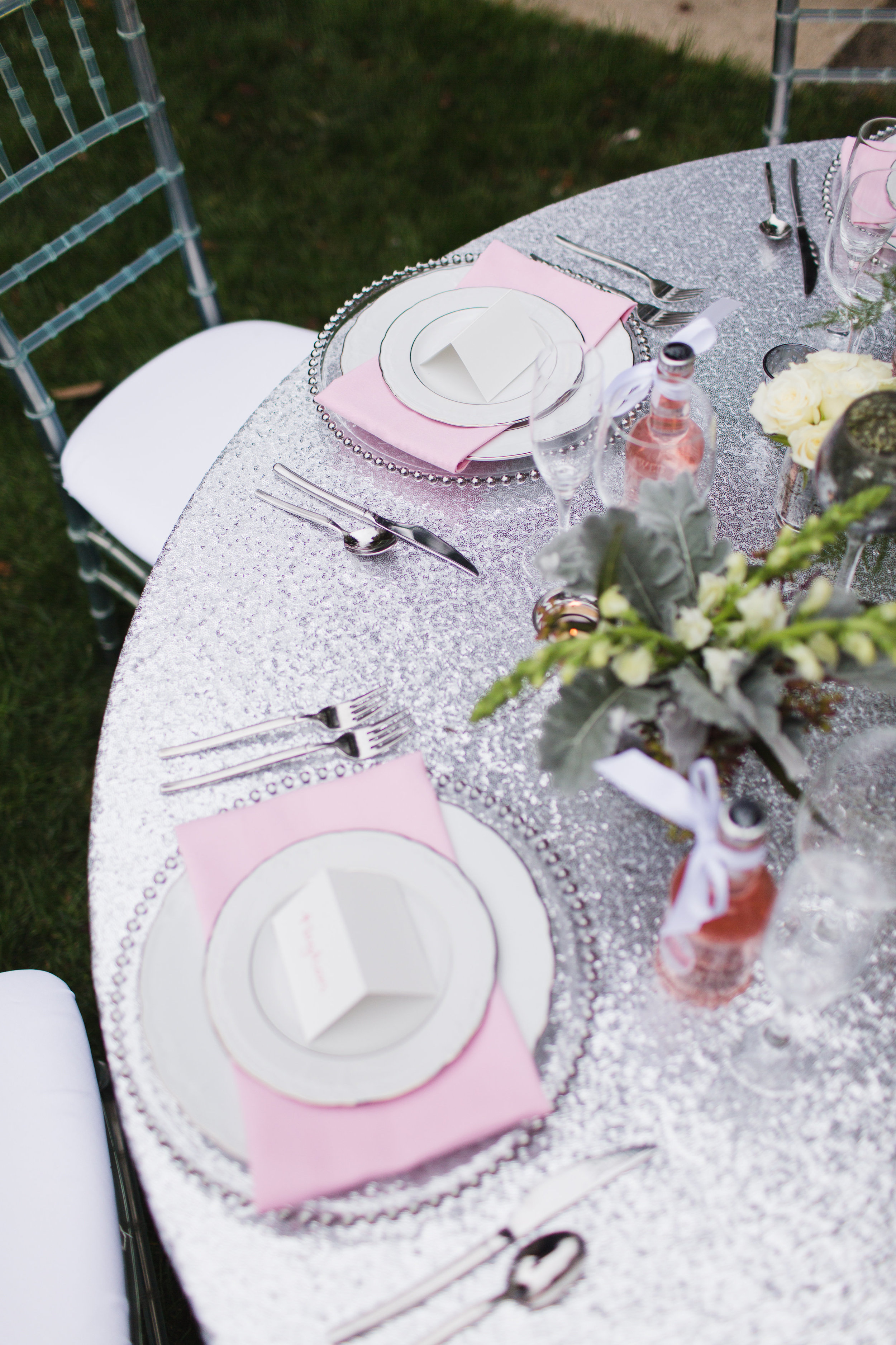 table and flowers-0208.jpg