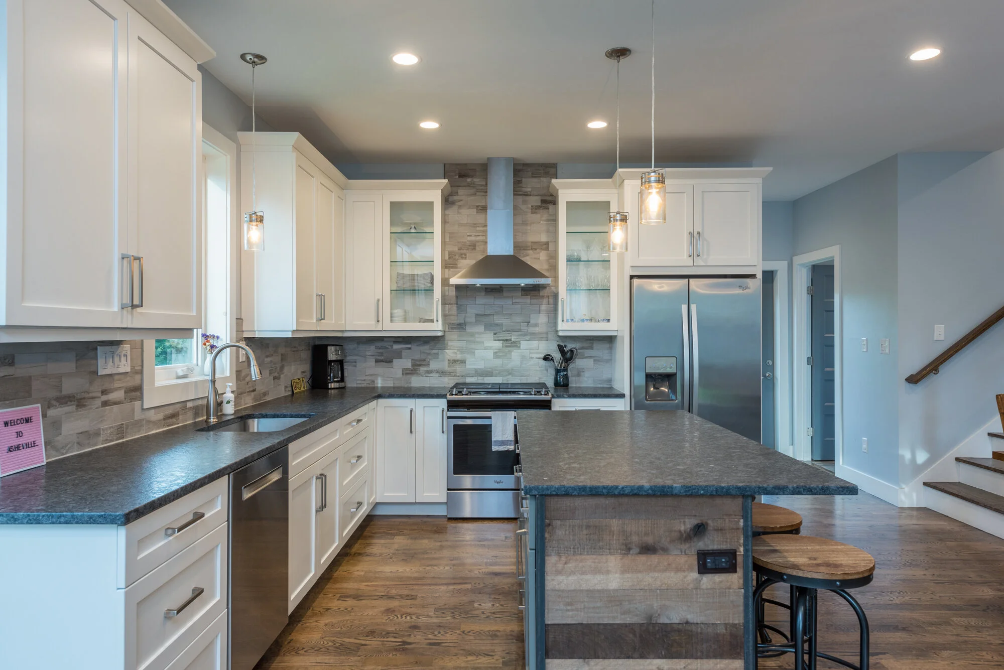 Brown Ave | SOLID ROCK BUILDERS LLC