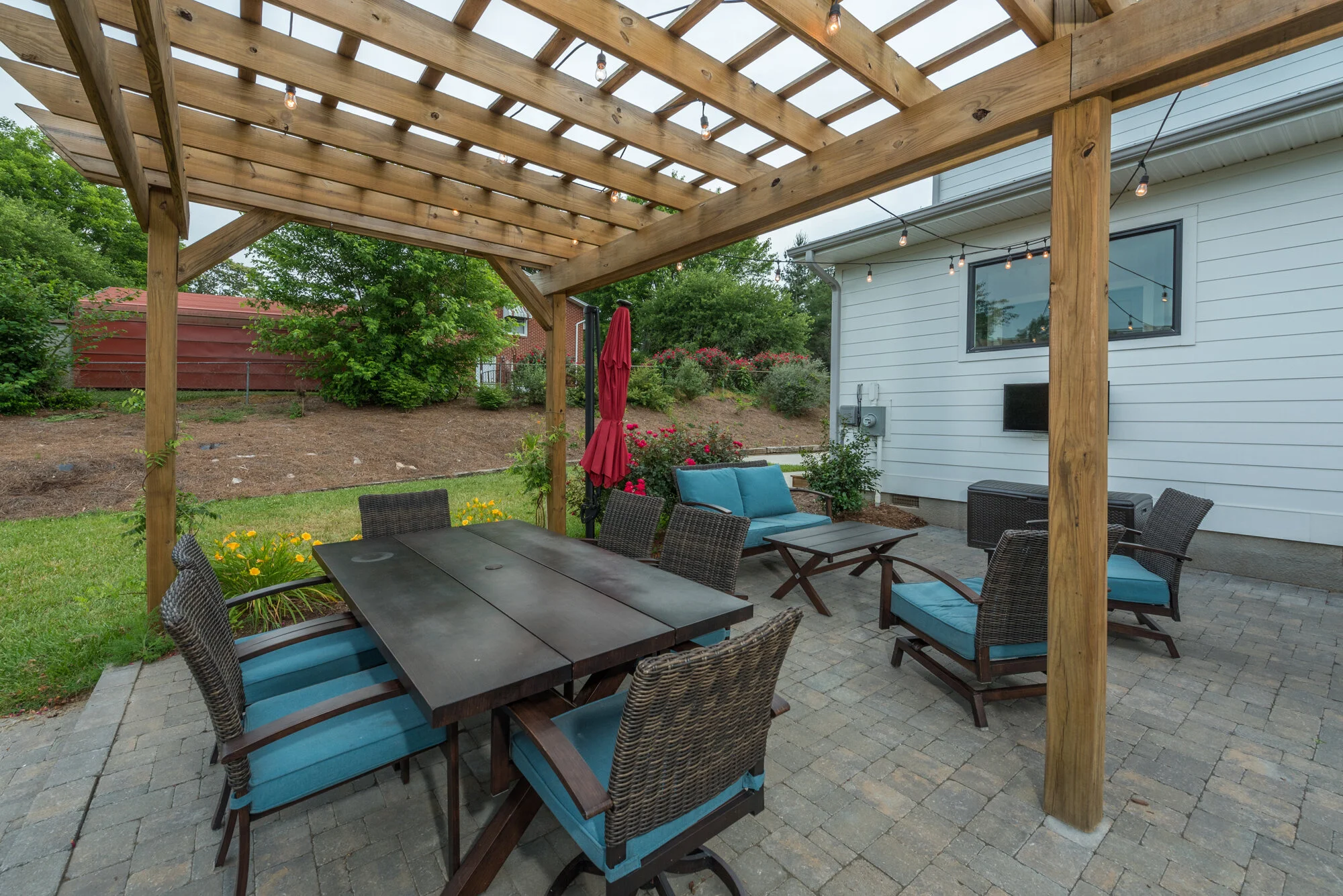 Brown Ave | SOLID ROCK BUILDERS LLC