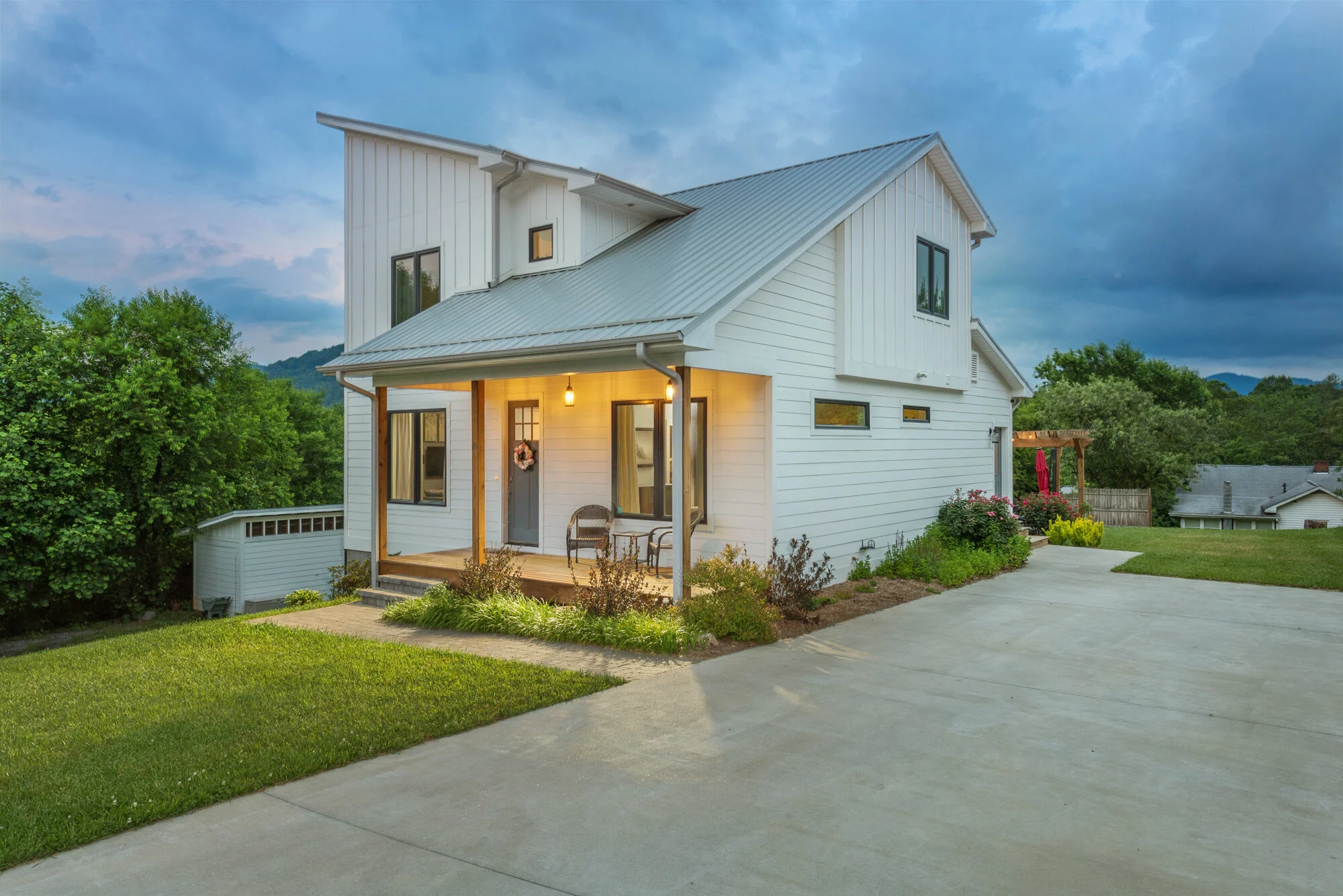 Brown Ave | SOLID ROCK BUILDERS LLC
