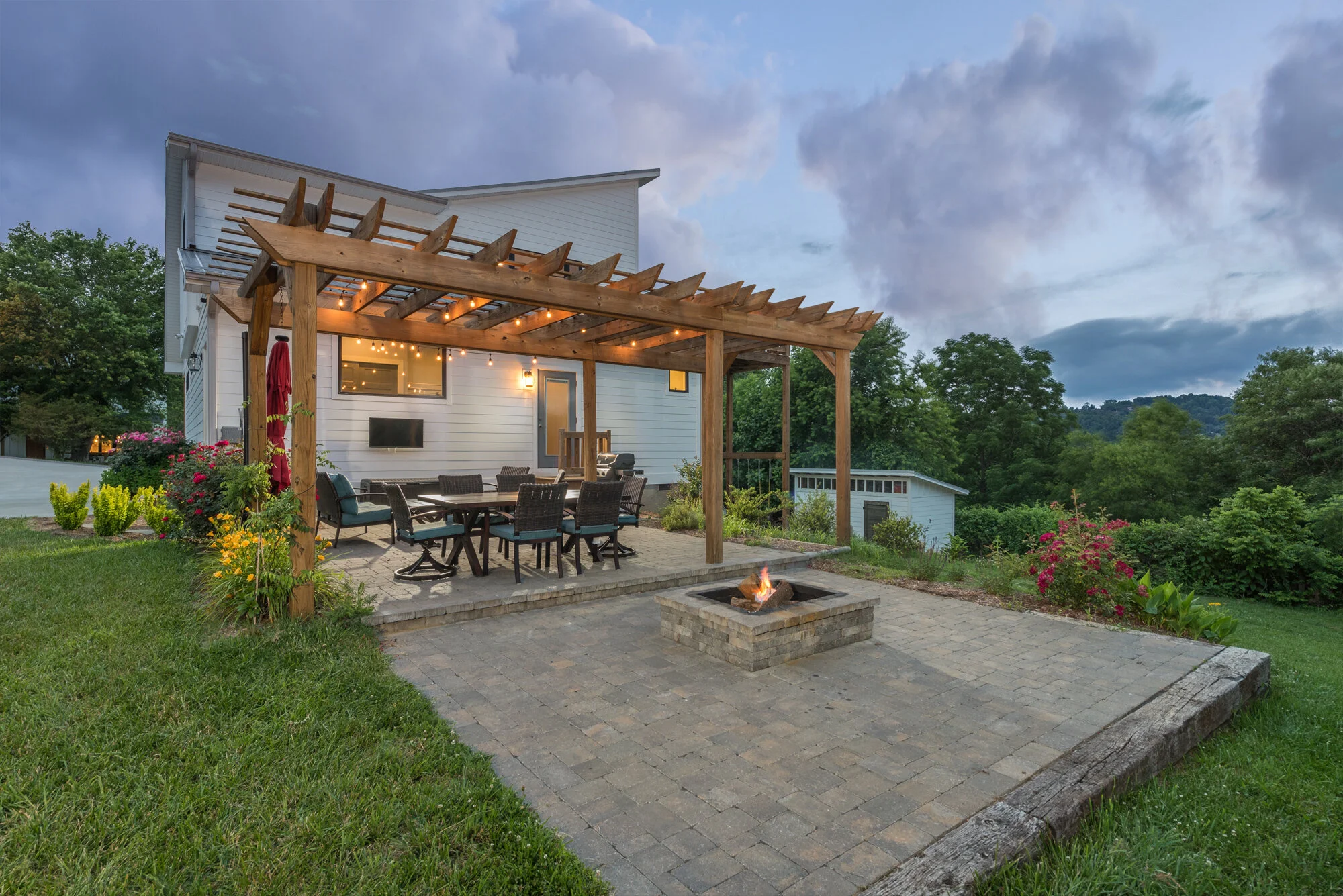 Brown Ave | SOLID ROCK BUILDERS LLC
