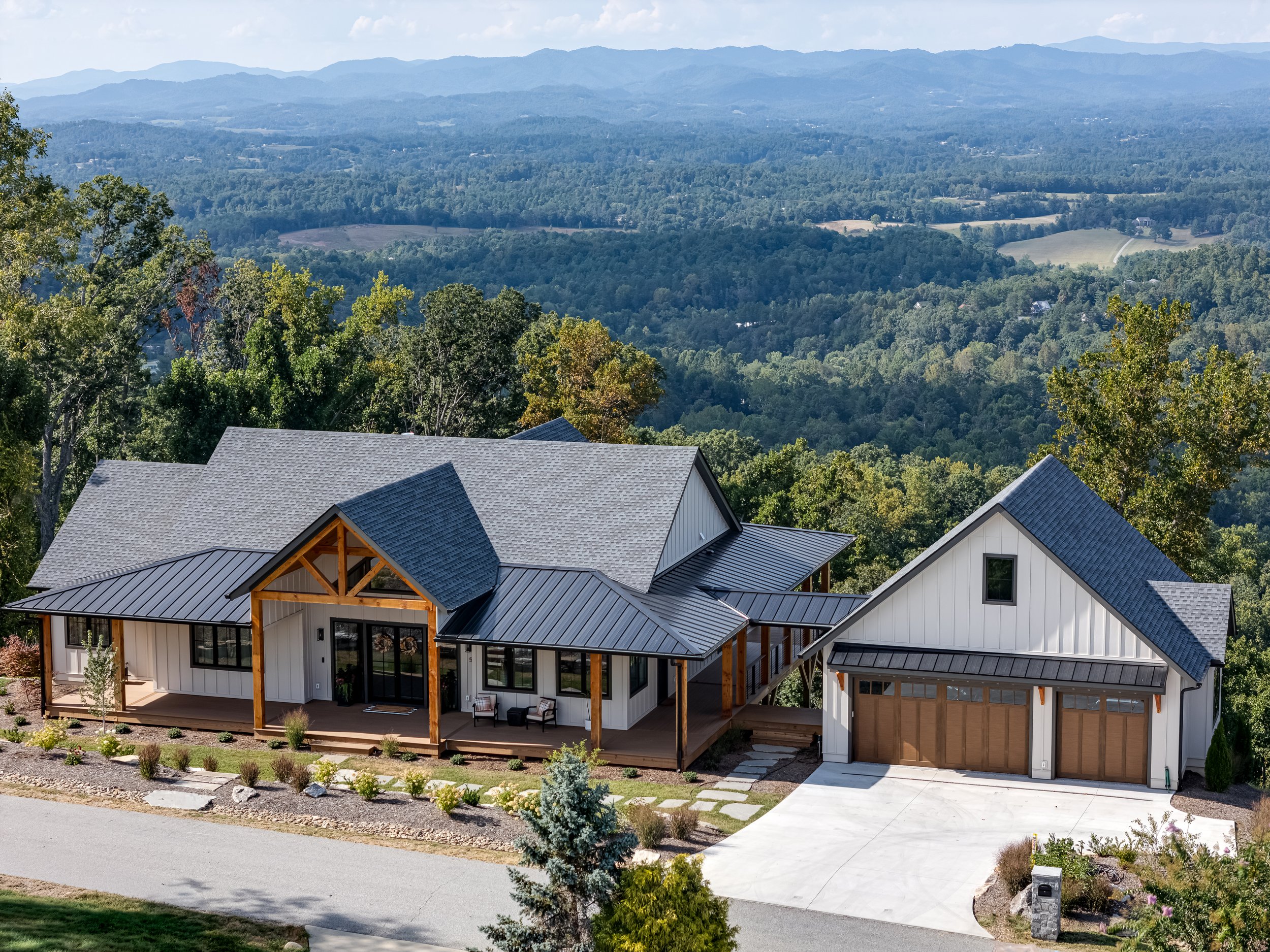 Solid Rock - 52 Longstreet-111.jpg