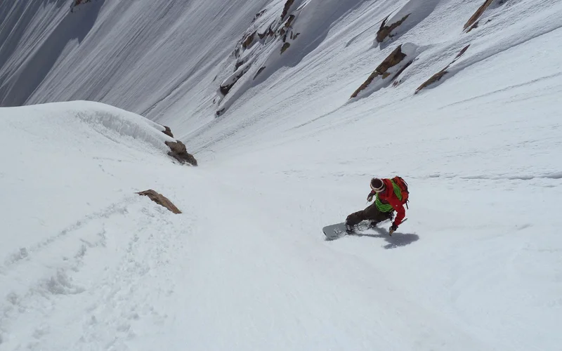 First-Descent-Snowboard-splitboard.jpg