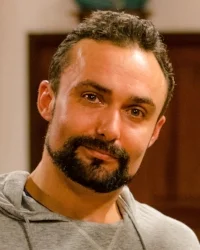 Elliott Saxby