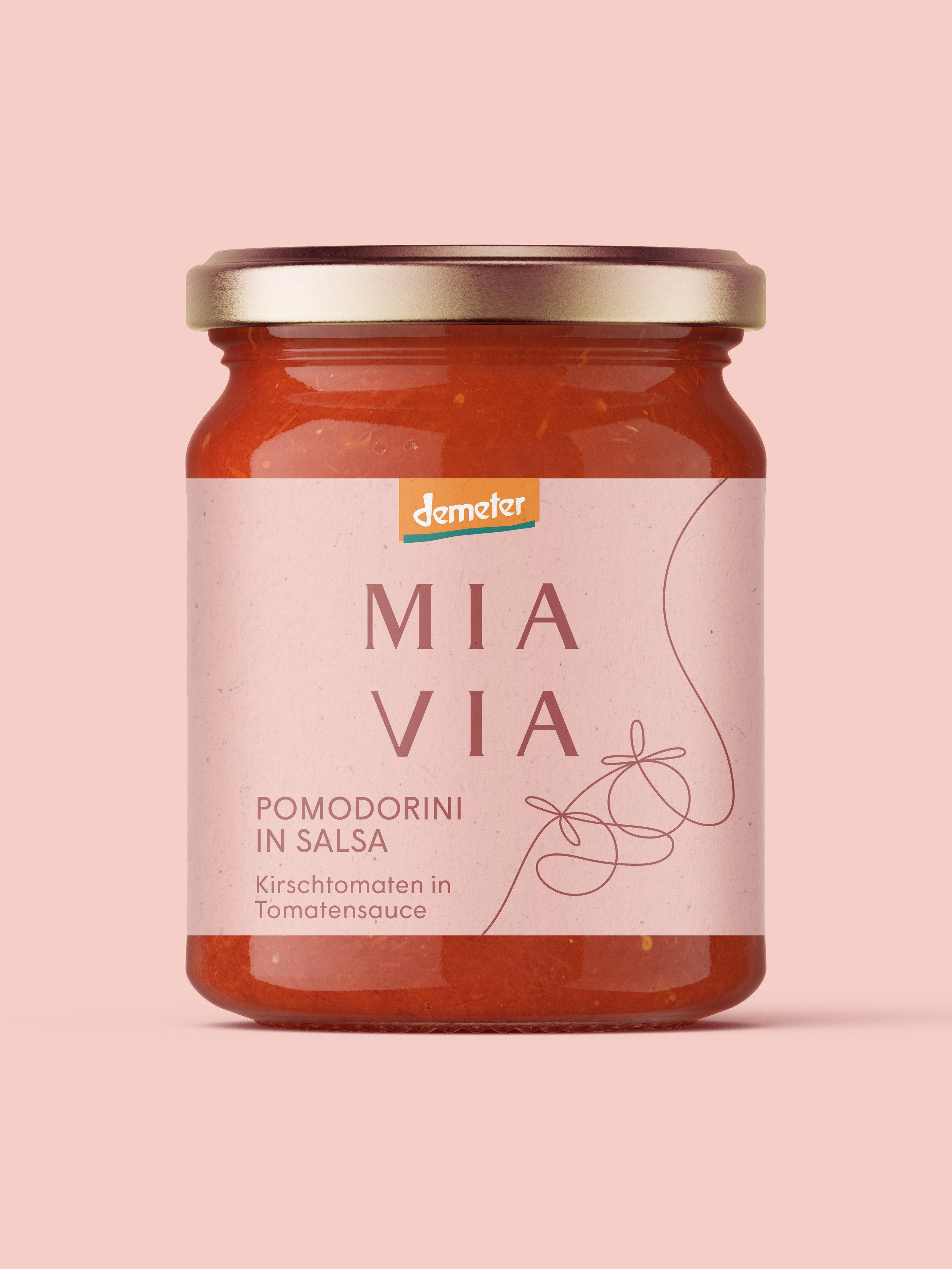 mia-via-tomato-sauce-packaging-design.jpg