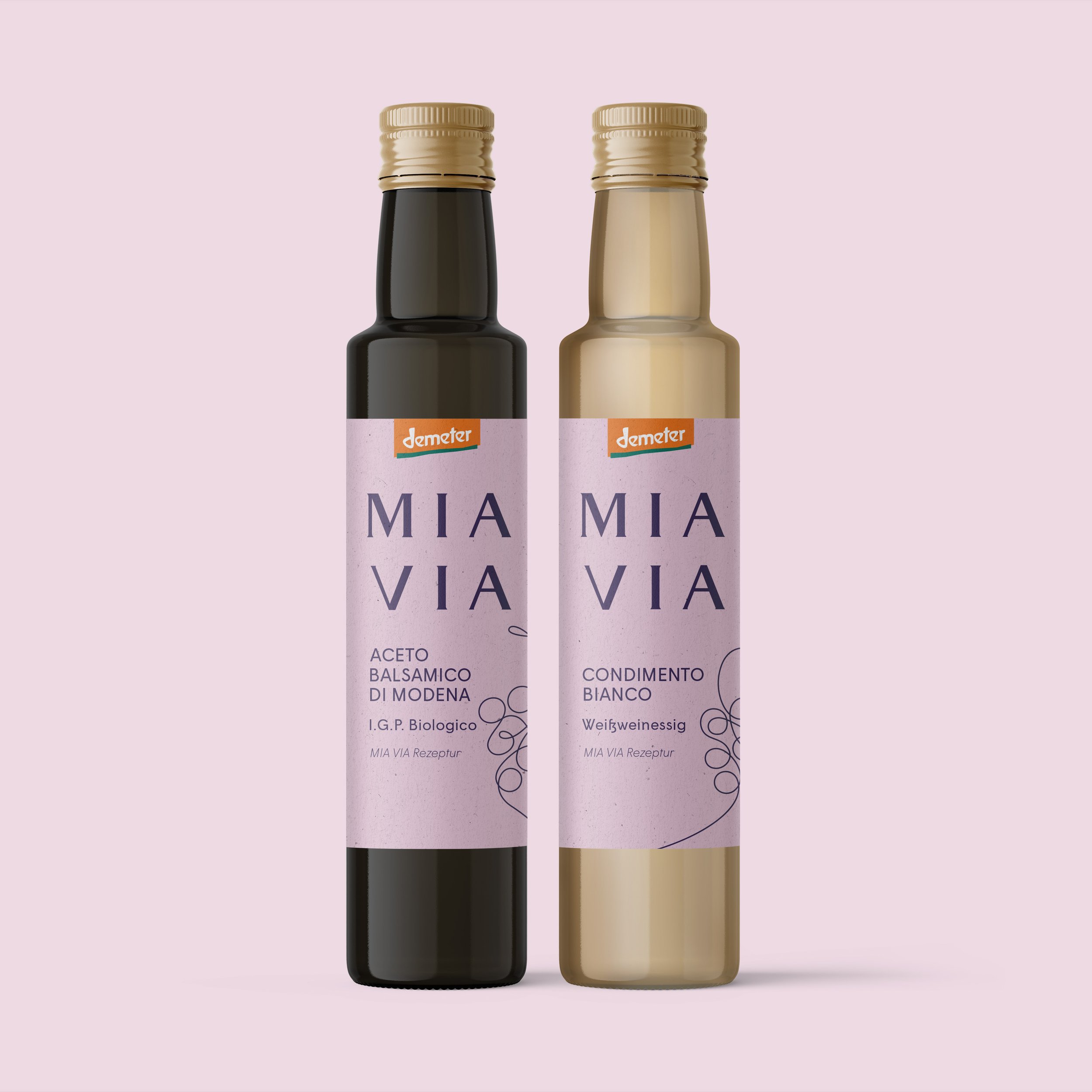 mia-via-vinegar-packaging-design.jpg