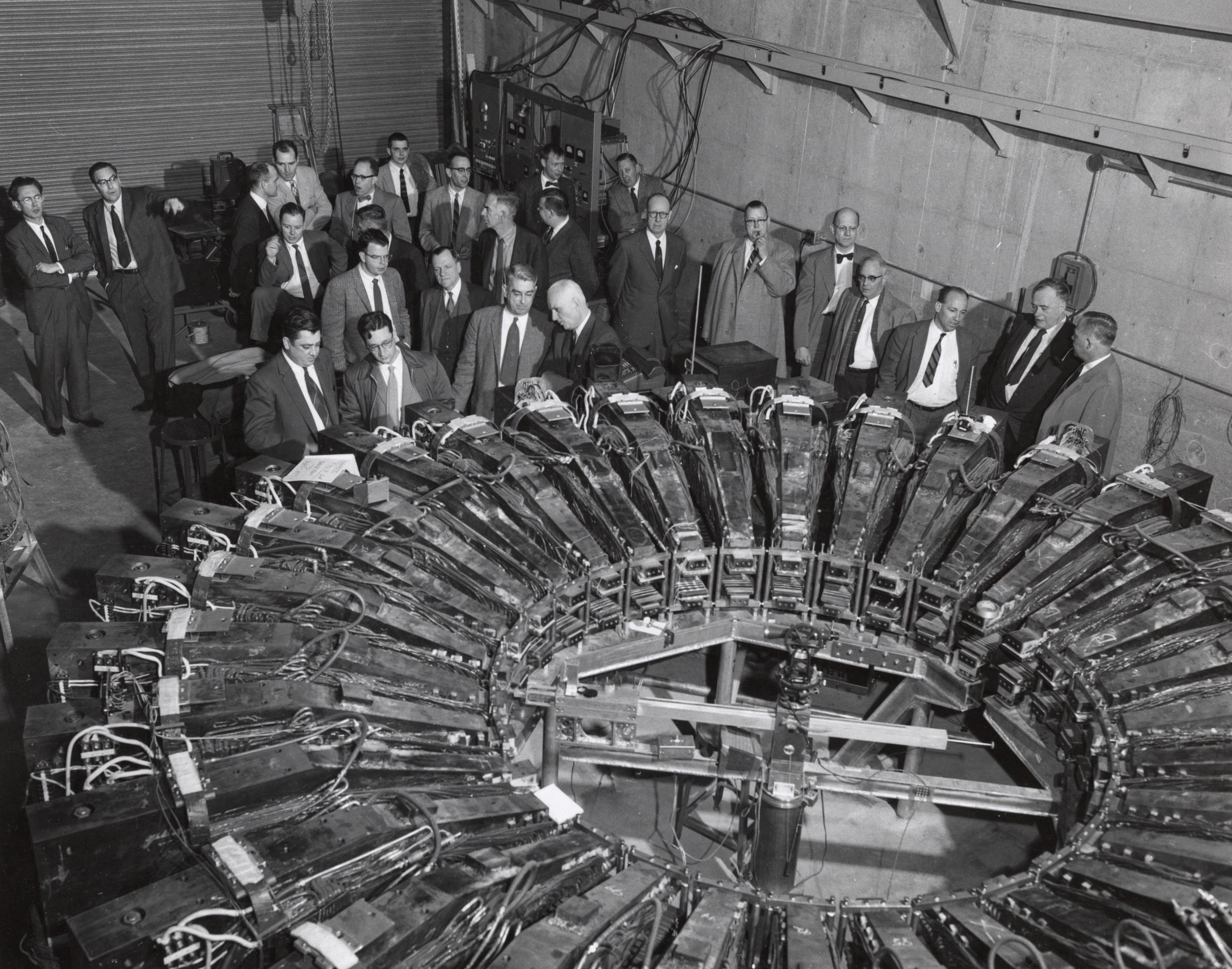   Electron accelerator tour at Midwestern Universities Research Association (MURA). Photo: University of Wisconsin Madison Archives  