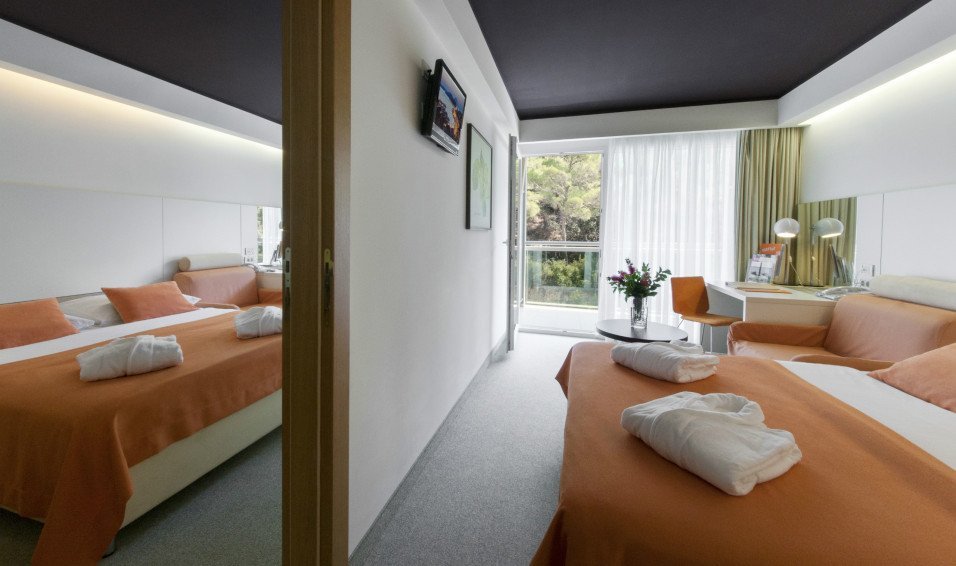 vespera-rooms-suites-1.jpg