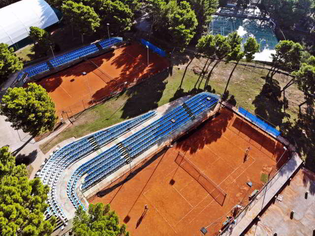 tennis-holidays-makarska-02.jpg