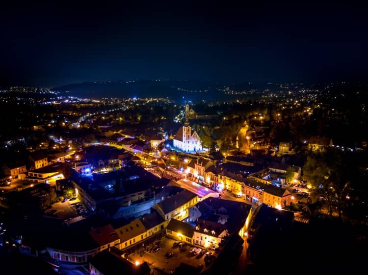 samobor-nocni-pogled-davor dopar-min.jpg