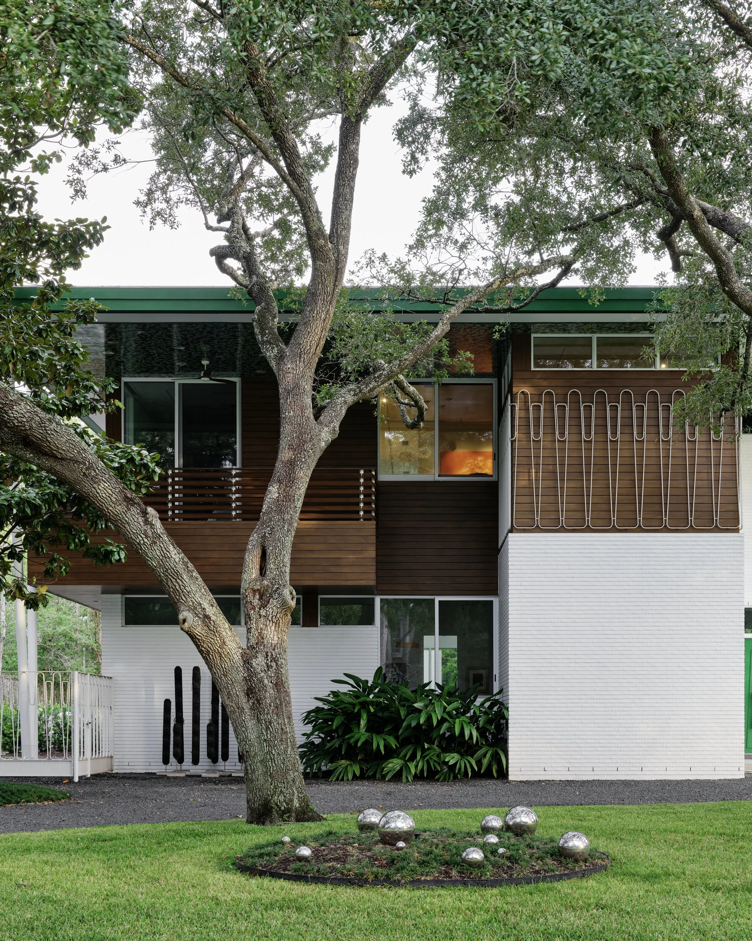 FALON_Poppies_House_Web_ 6.jpg