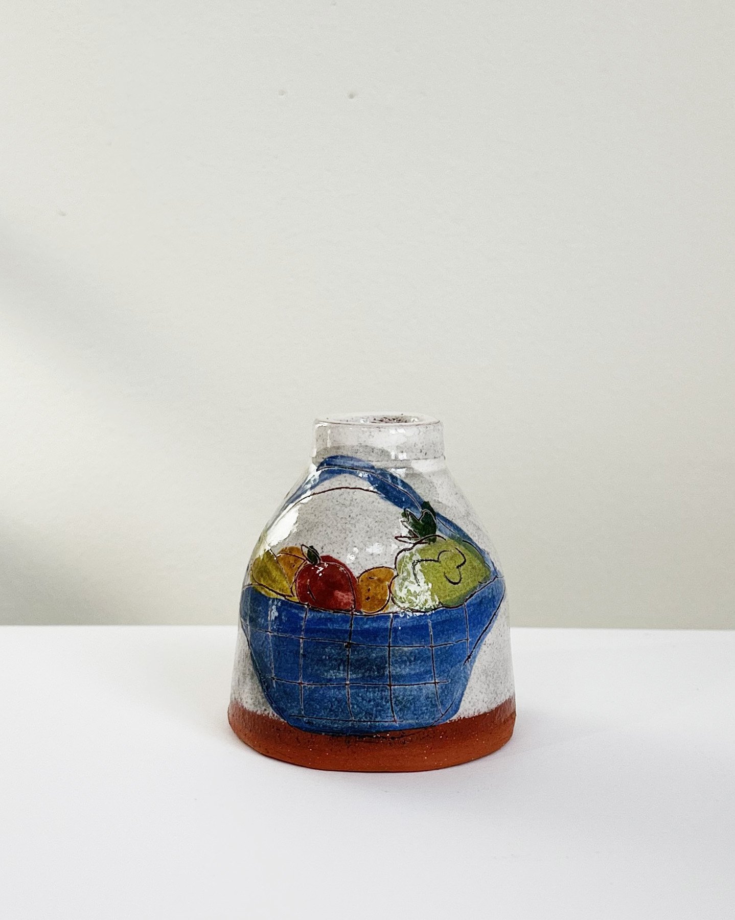 tinyvase1.jpg