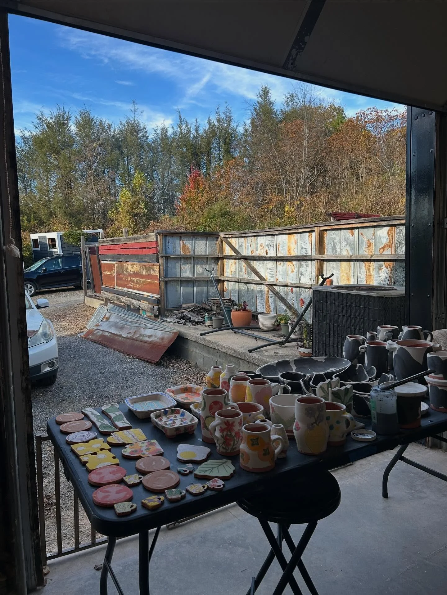 🍂 Enjoying fall days in the studio! Making lots of work for our upcoming Holiday Sale/Open House! See last slide for details!🍁

#pottery #clay #firepinkclaycollective #ashevillenc #alexandernc #holidayseason #holidayshop #shopsmall #smallbusiness #