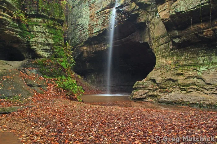 Waterfall in Tonty Canyon 1 at Starved Rock State Park