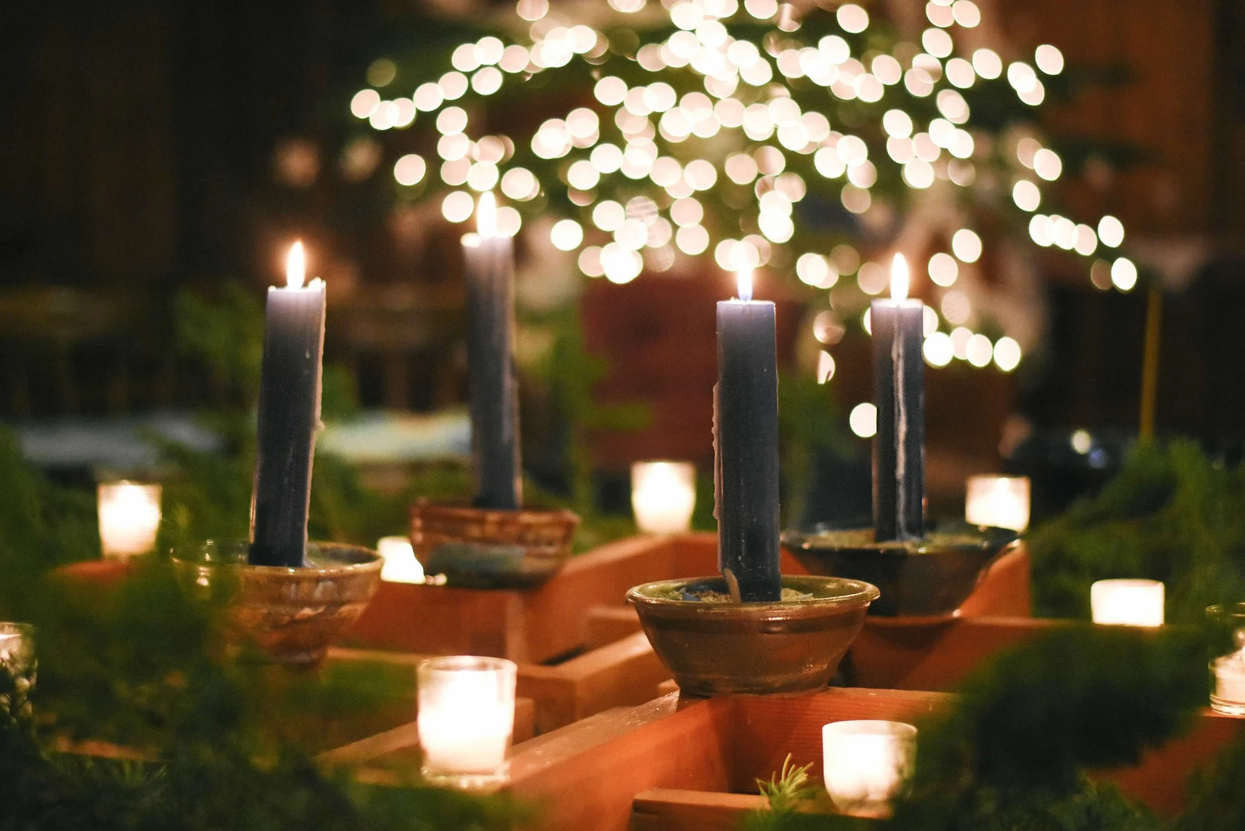 12 DEC 20171222_FiresideAdventCandles_HannahLauberLR.jpg