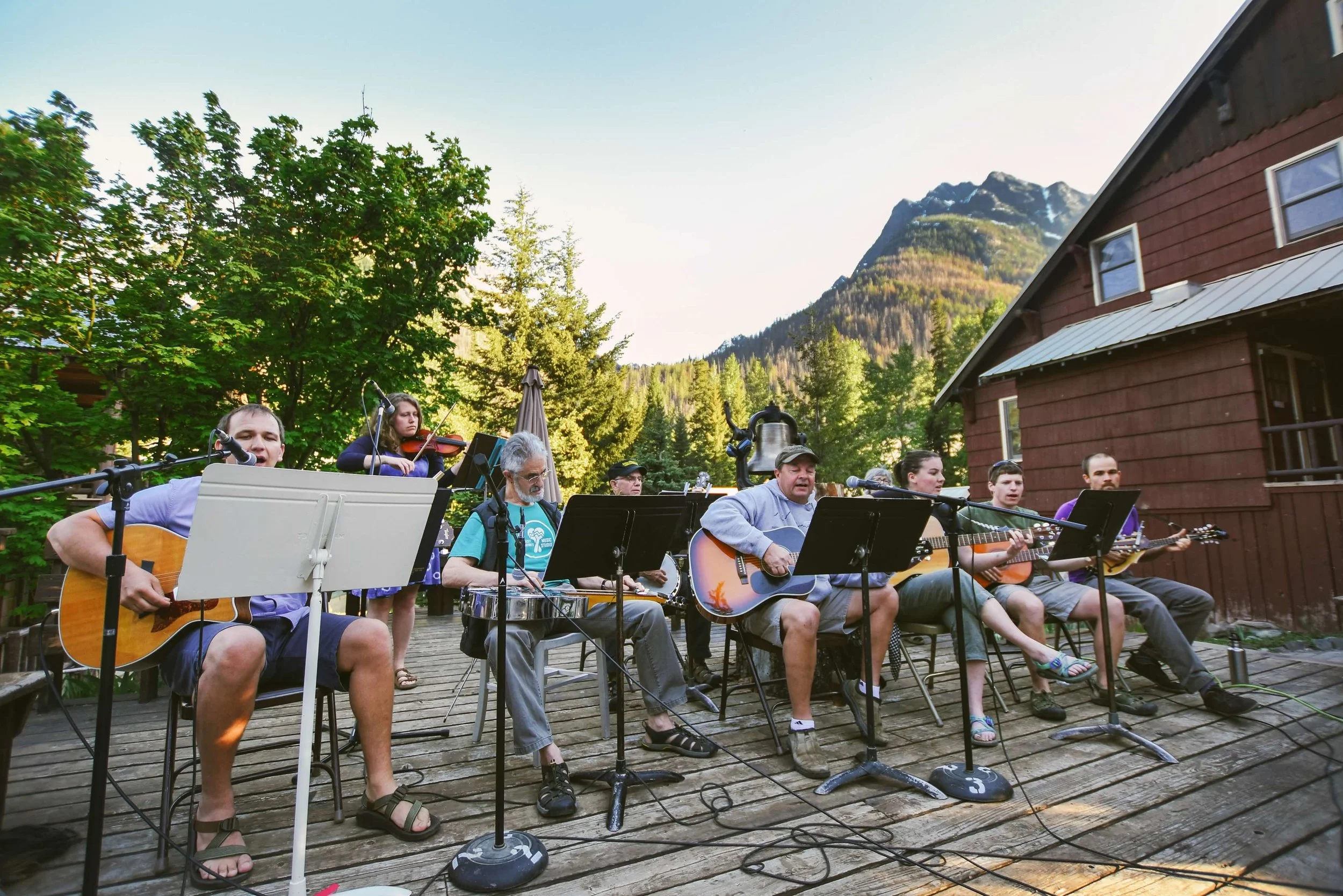 05 MAY 20180521_MountainVespersOutside_HannahLauber.jpg