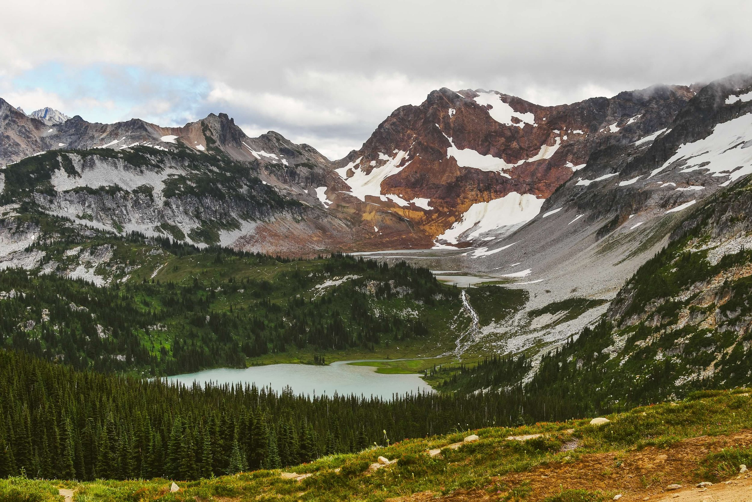 08 AUG 20180811_LymanLakefromTrailtoCloudyPass_HannahLauber copy.jpg