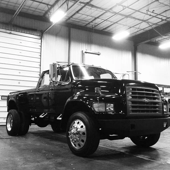 f700_bw.jpg