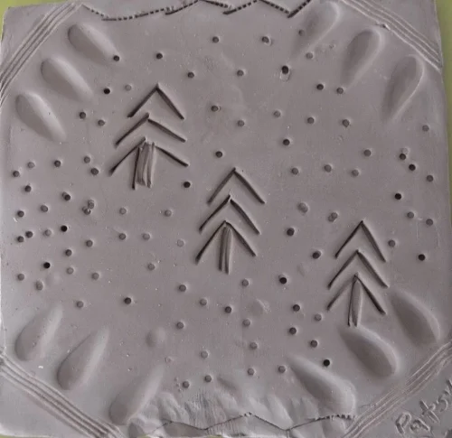 one of the elder's tiles; seemingly simple but a very powerful design