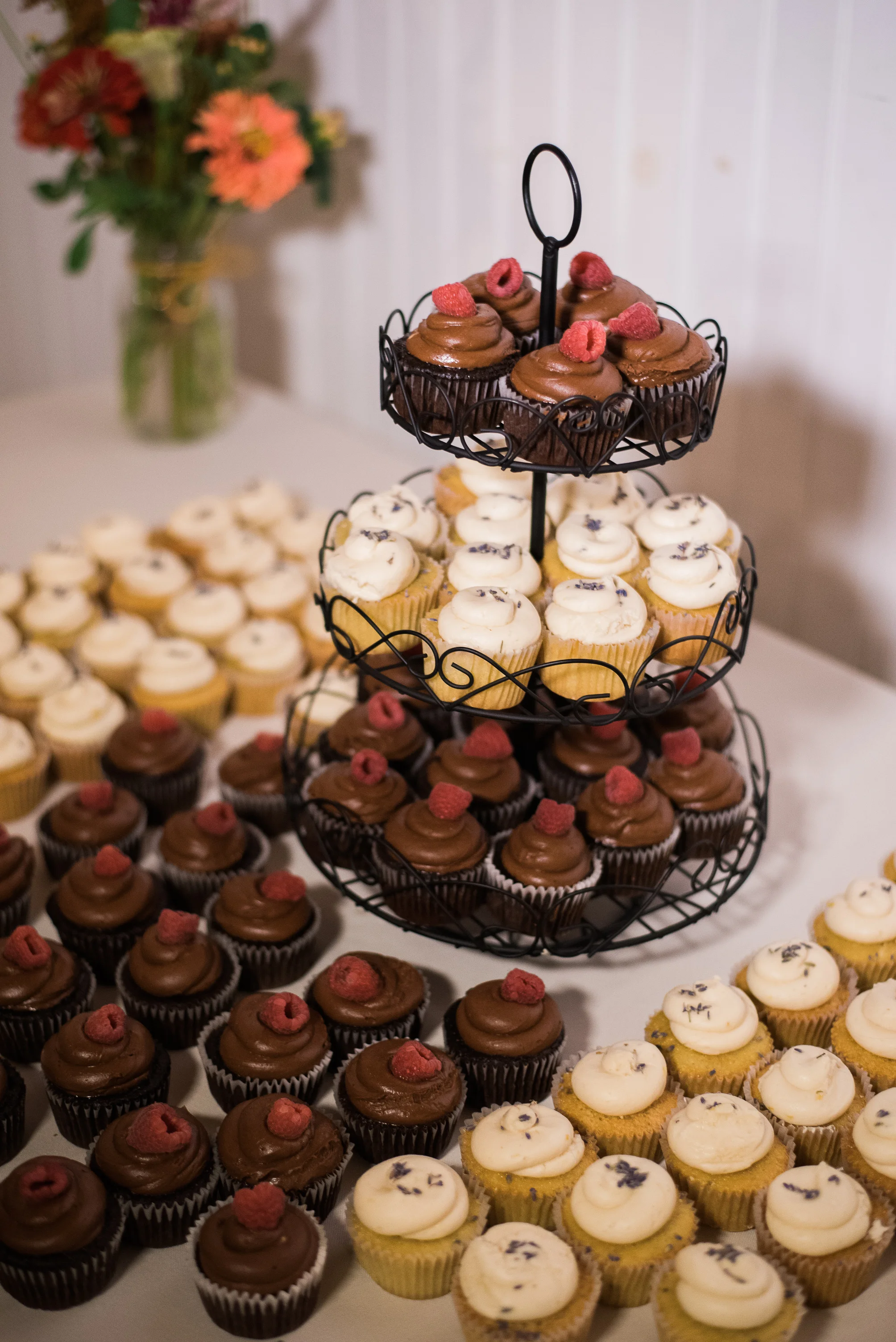 Wedding Cupcakes.jpg