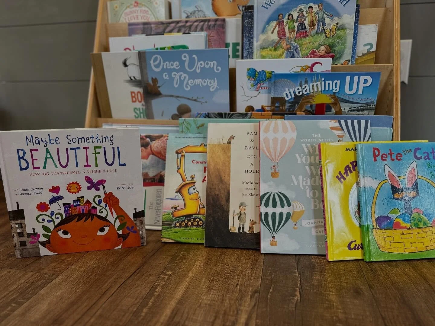 Story Time is back at the Hen! 📚 ☕️ 

Join us Thursdays at 11am at our upcoming dates: 

3/19 - Digging 🪏
4/2 - Easter 🐣
4/30 - Who you were made to be 🎈
5/7 - Tea Party &amp; Story Time 🫖
5/21 - Art Exhibit &amp; Story Time 🎨

For more info an