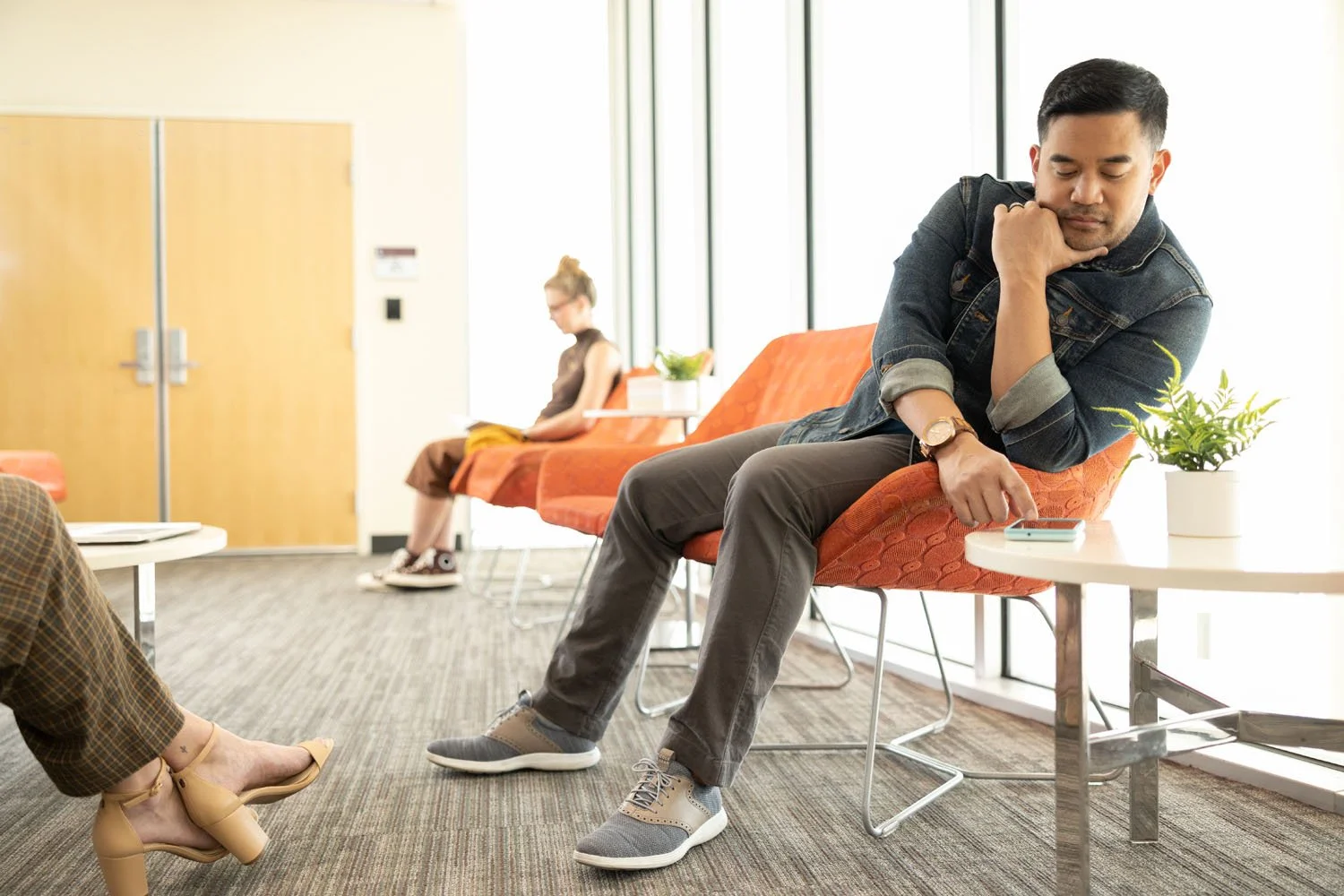 Surest Hamline waiting room  2114-cool_medium.jpg