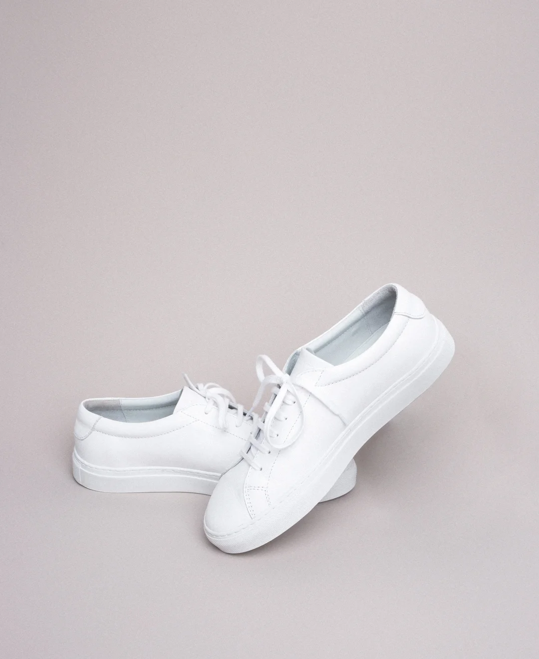 sneaker1.jpg