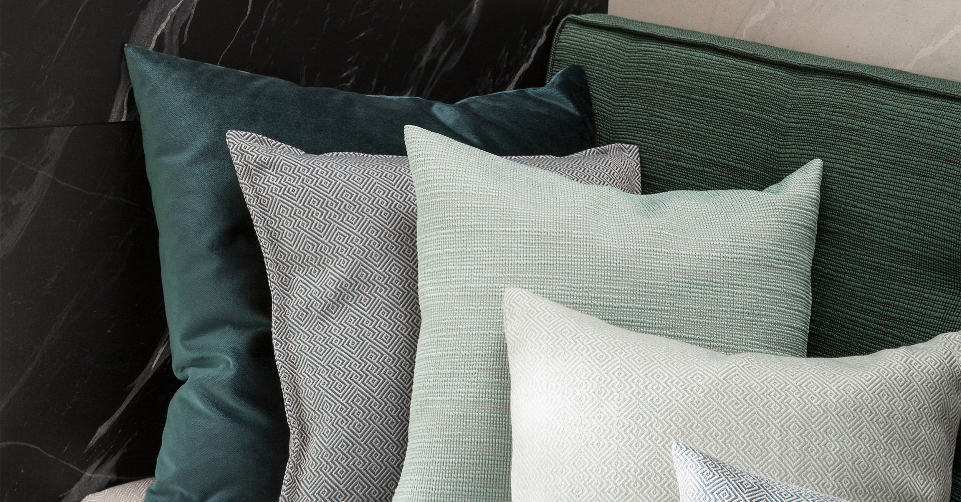 sahco_2015_residence_cushions_detail_h.jpg