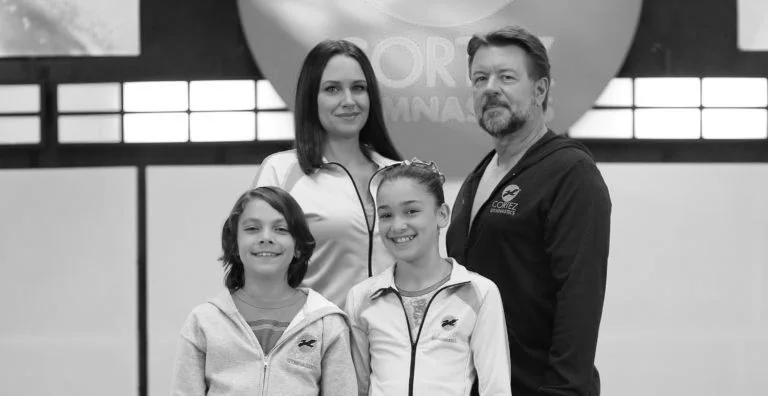 Back (l to r) – Helena Marie as Whitney Cortez and Shawn Alex Thompson as Gus McIlroy Front (l to r) – Tom Hulshof as Joon Cortez and Morgan Wigle as Jenny Cortez Photo credit – Stephen Scott