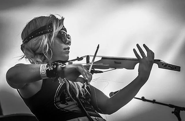 INDY!!!! Coming back to our fav @rathskellerindy TONIGHT!!! See you soon, Indianapolis. ❤️❤️
📸: @pmhenryphoto