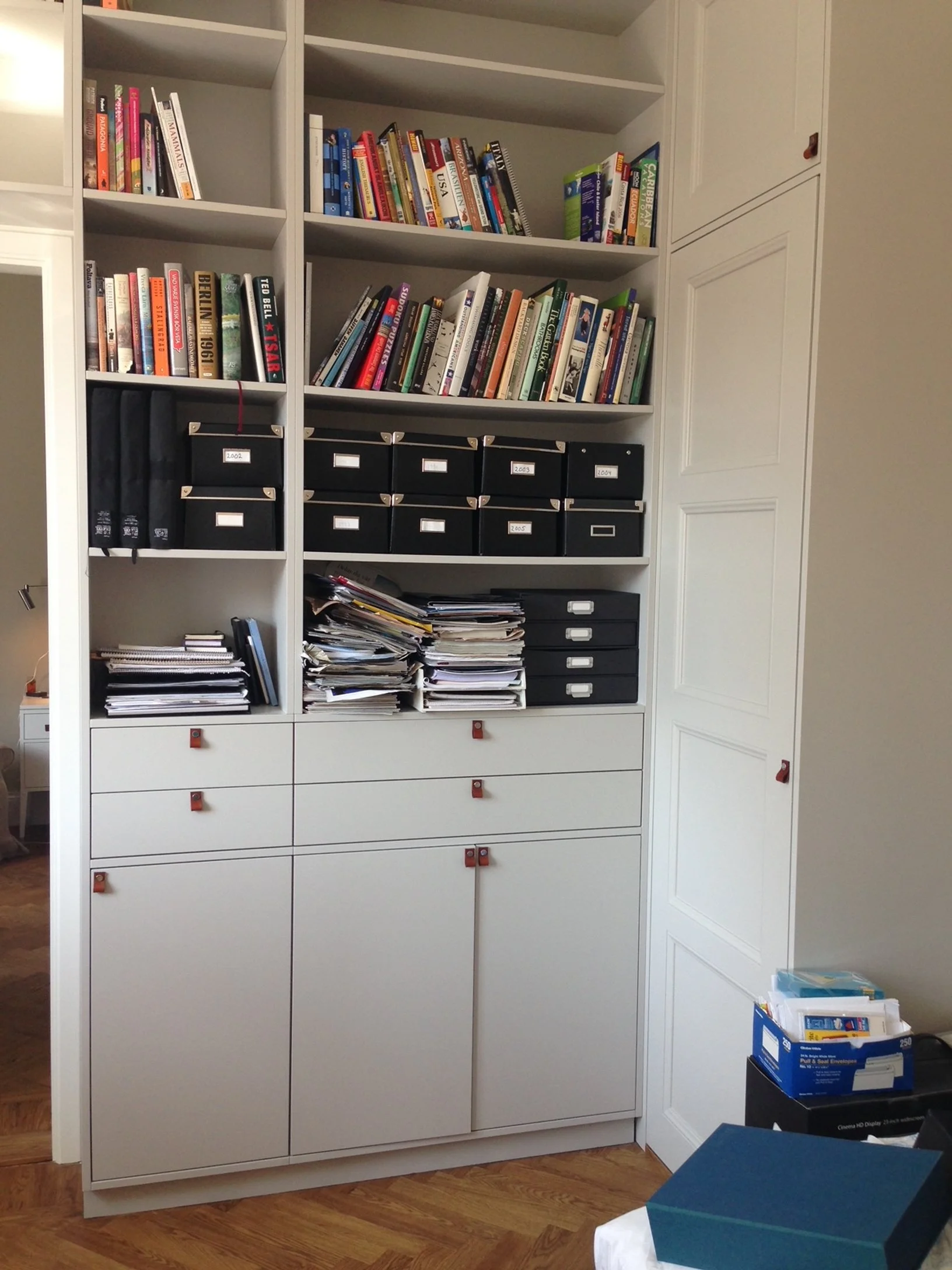 platsbyggd förvaring.JPG