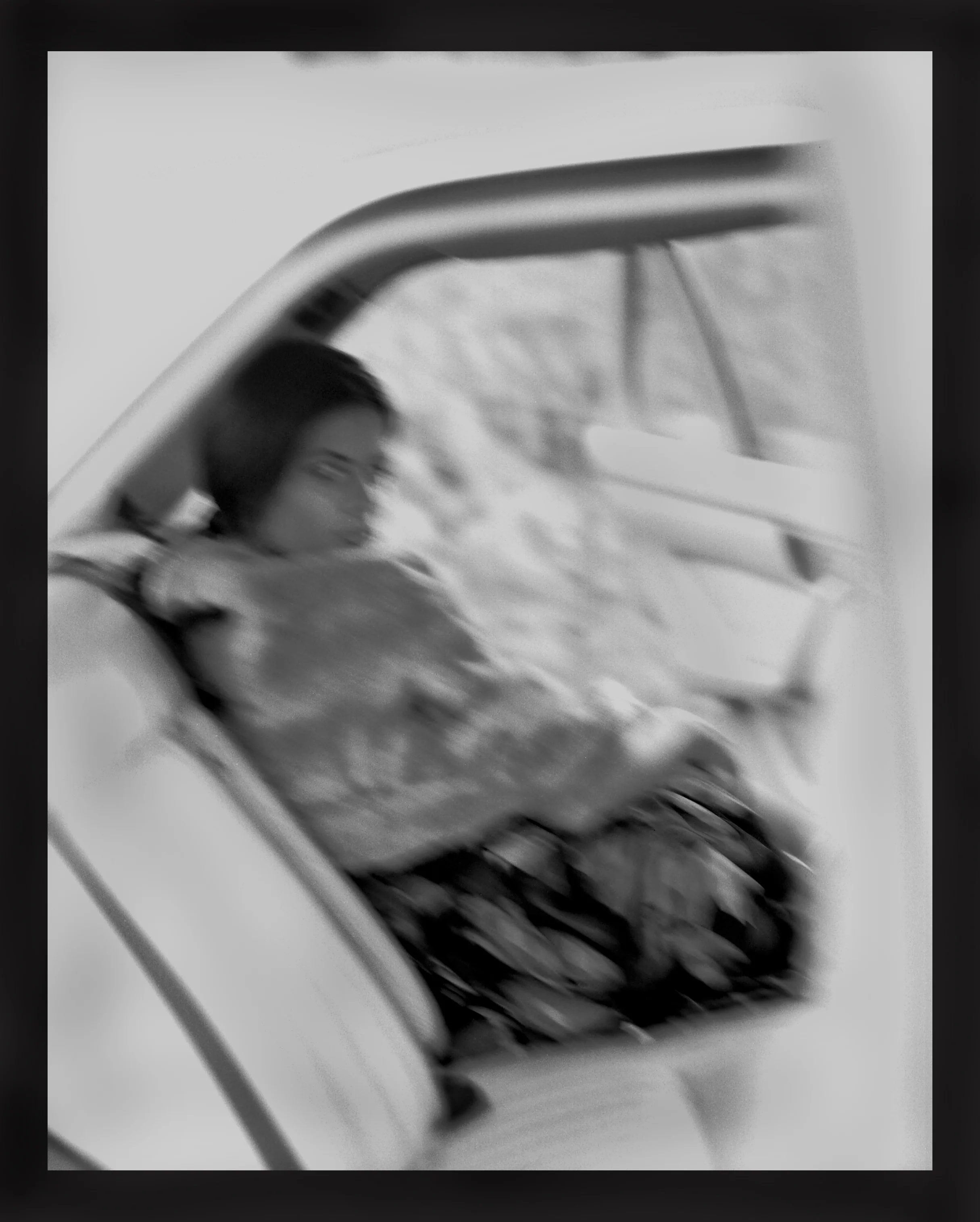 travelukb&w3.jpg