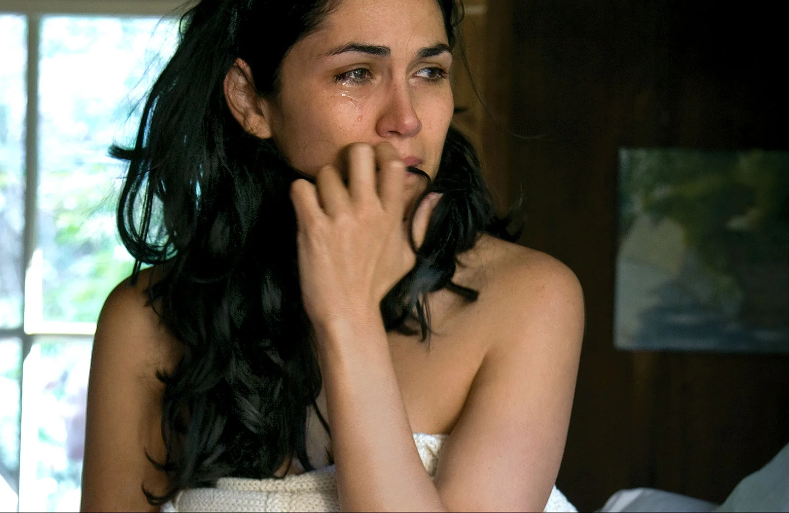 36_Lela_crying_V_1.jpg