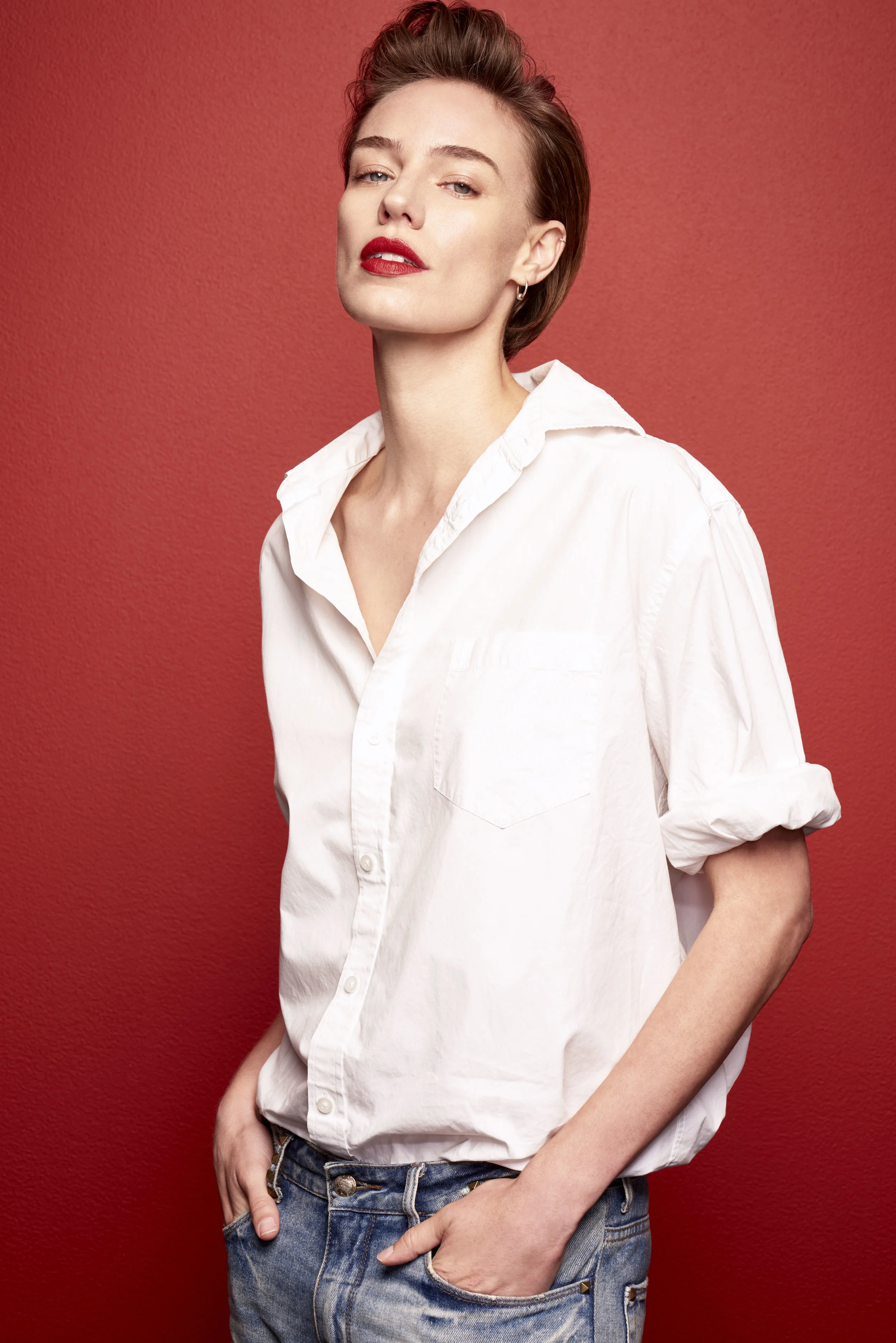 THE LIPSTICK LOBBY_ELLIOT SAILORS_0207-FINAL.jpg