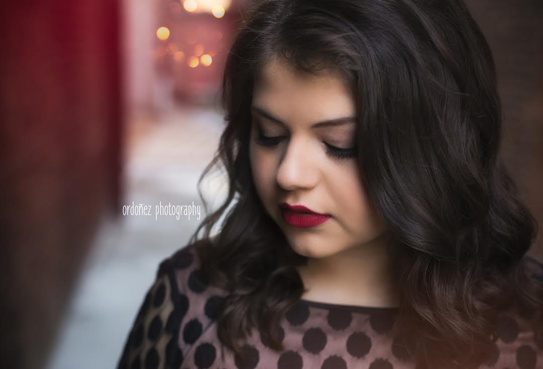 Kendall, being the president of the Drama Club, was up for a little more of the drama she loves so much with a smokier eye and a deep red lip!