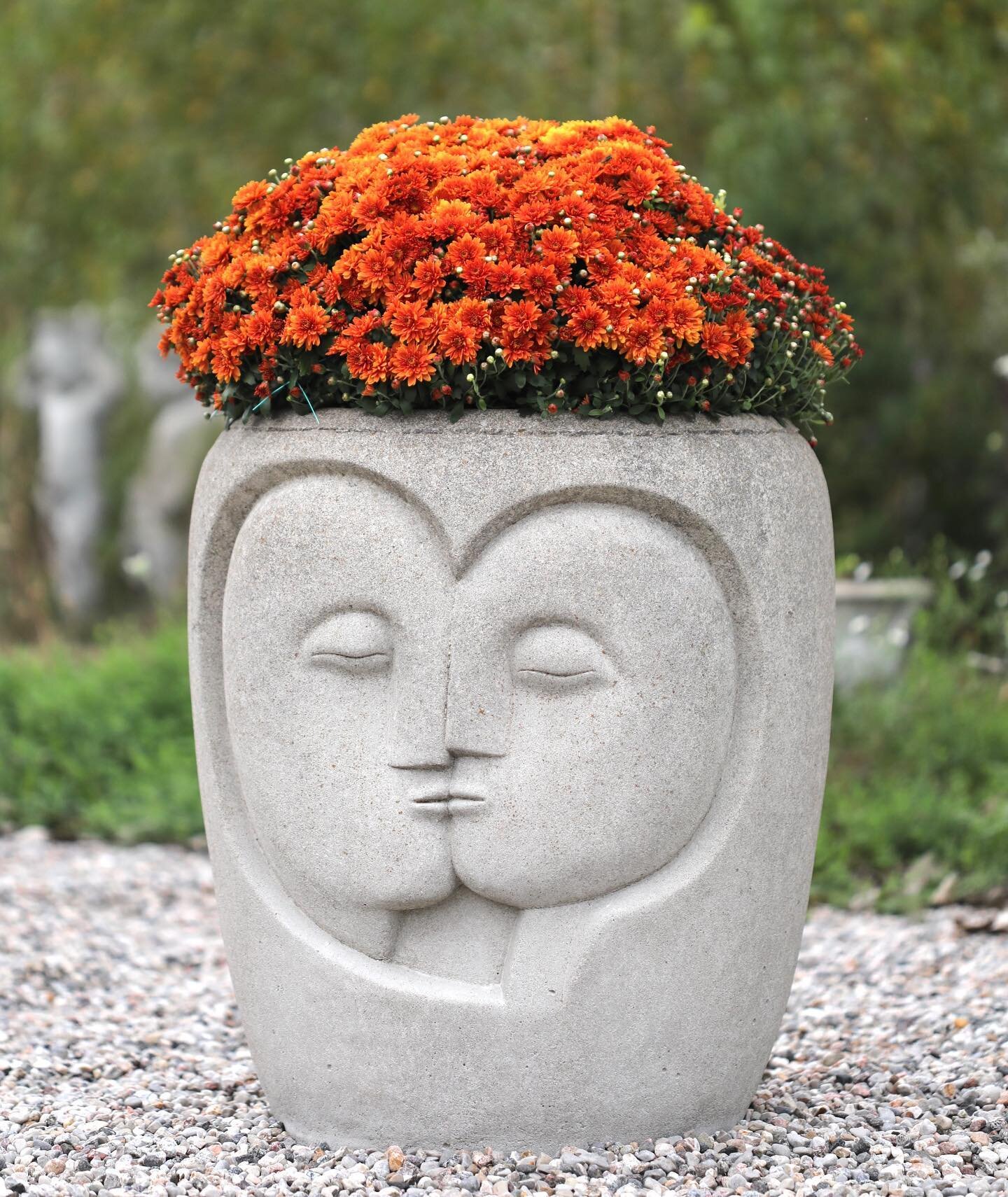 Can you be-leaf it&rsquo;s autumn already? 🍂🍁

Hansen&rsquo;s Garden Ornaments is open with our regular schedule in October.

&bull;Faces Planter: 26&rdquo; H

&bull;Now accepting orders for Spring 2023.

For inquiries, please visit our website, on