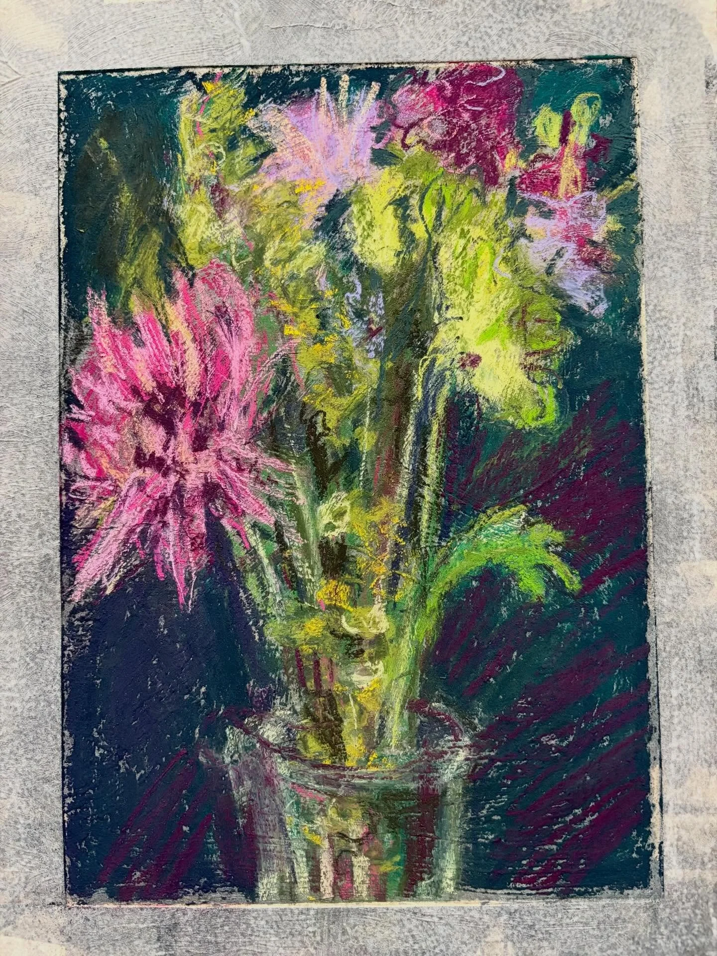 Day 19 #stradaeasel and I bought another of @wegmans flowers for my students to draw and paint. Tonight I gave a demo of painting pastel on upcycled surfaces. This is my pastel on an etching proof that I pulled from a recycling bin about 2 years ago.