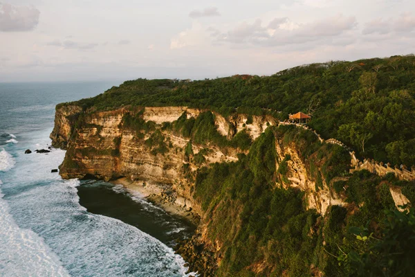 uluwatu-bali.jpg