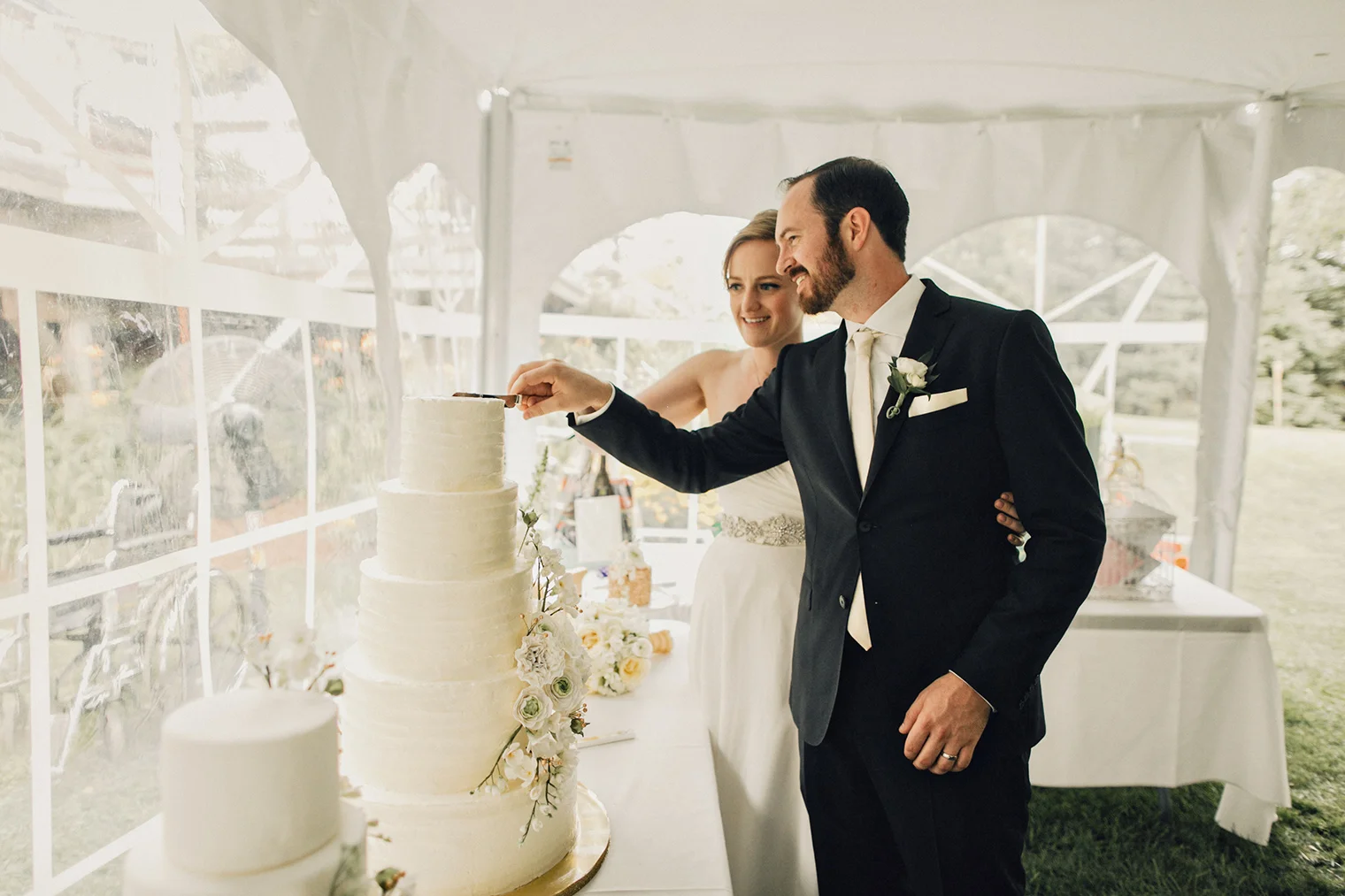 cake-cutting-wedding.jpg