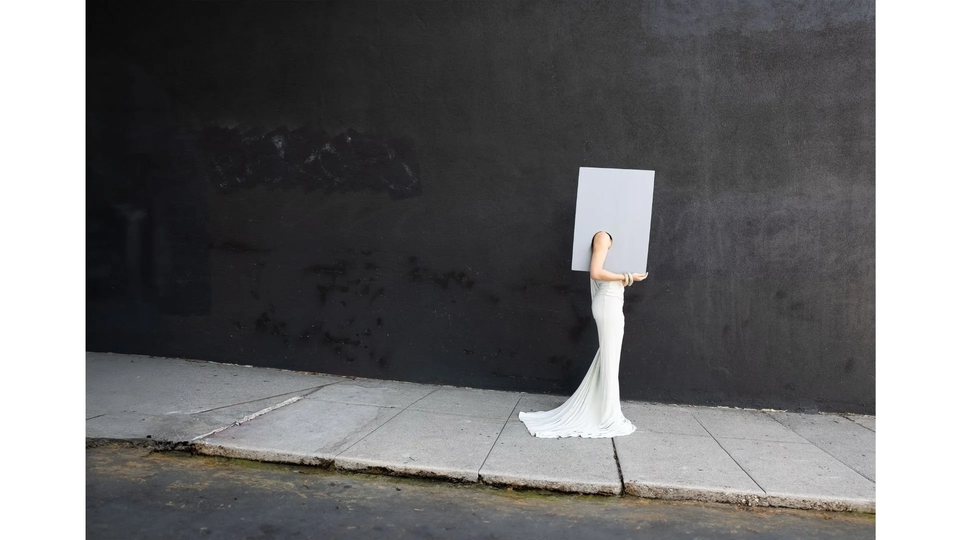 simultaneous contrast.jpg