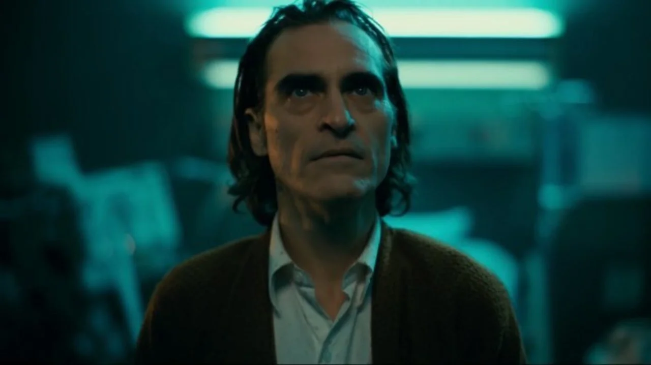joker-movie-2019-joaquin-phoenix-4-1185348-1280x0.jpeg